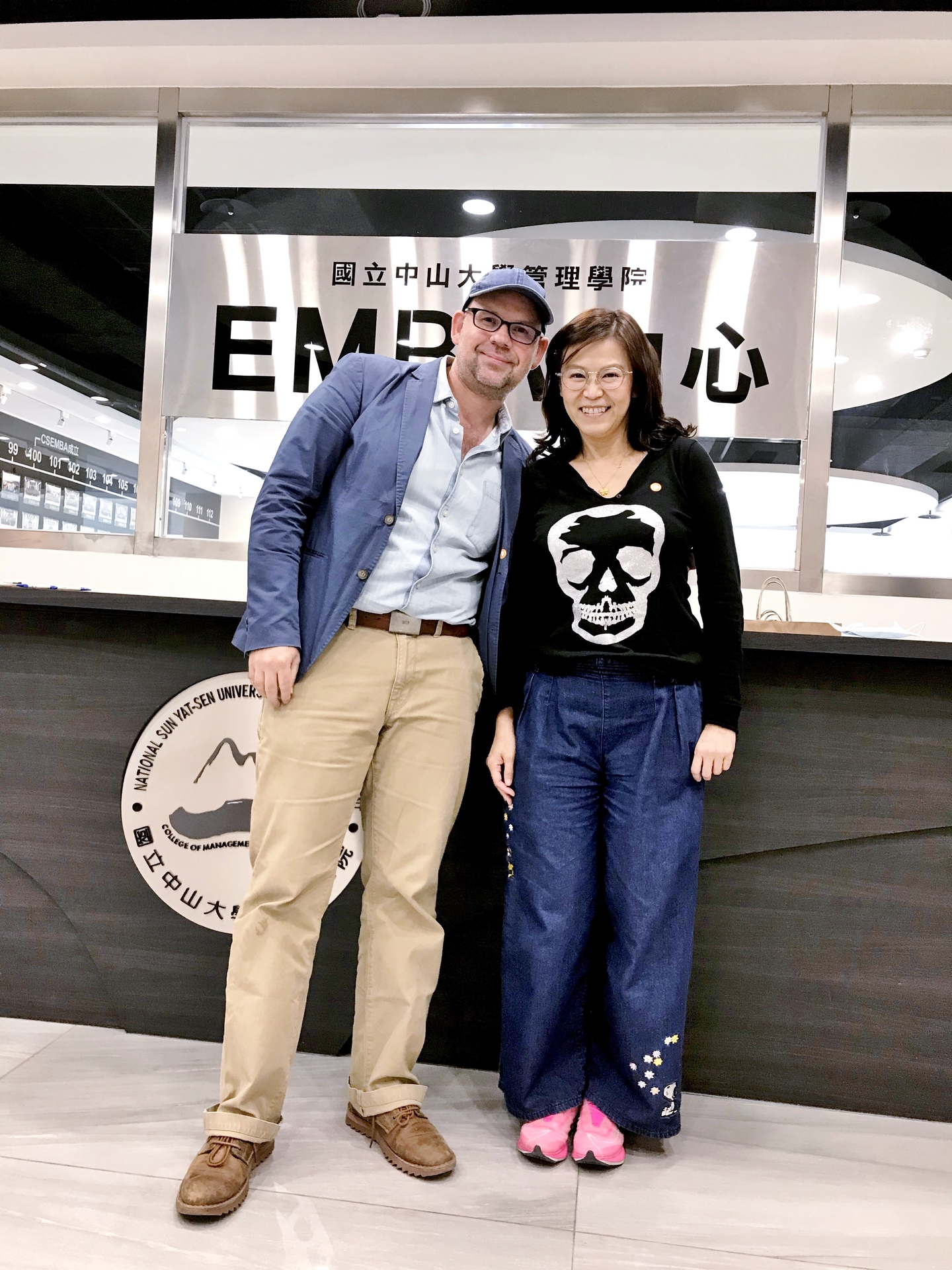 Dr. Ryan Brading and Dr. Hedy Ho(right)