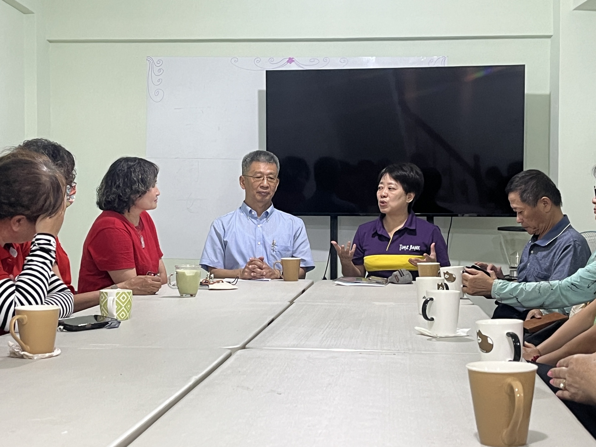 召開時間銀行啟動會議，針對社區疑問進一步回應，以及說明後續推動策略圖片