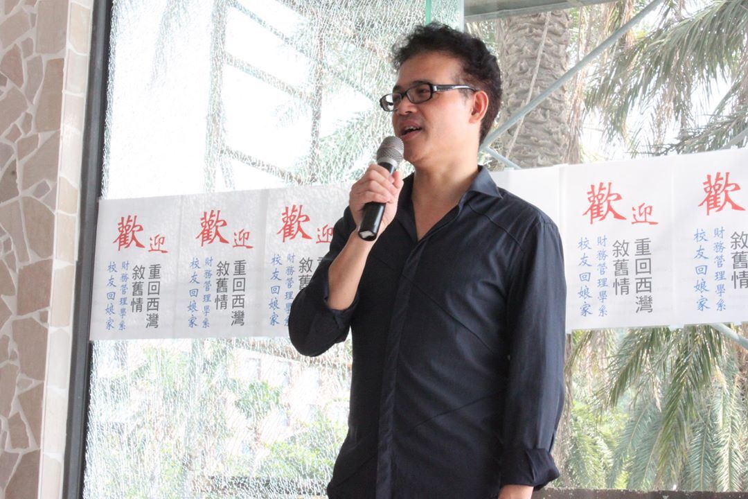 榮獲105年度傑出校友的財管系82級吳鈞堯學長。圖片