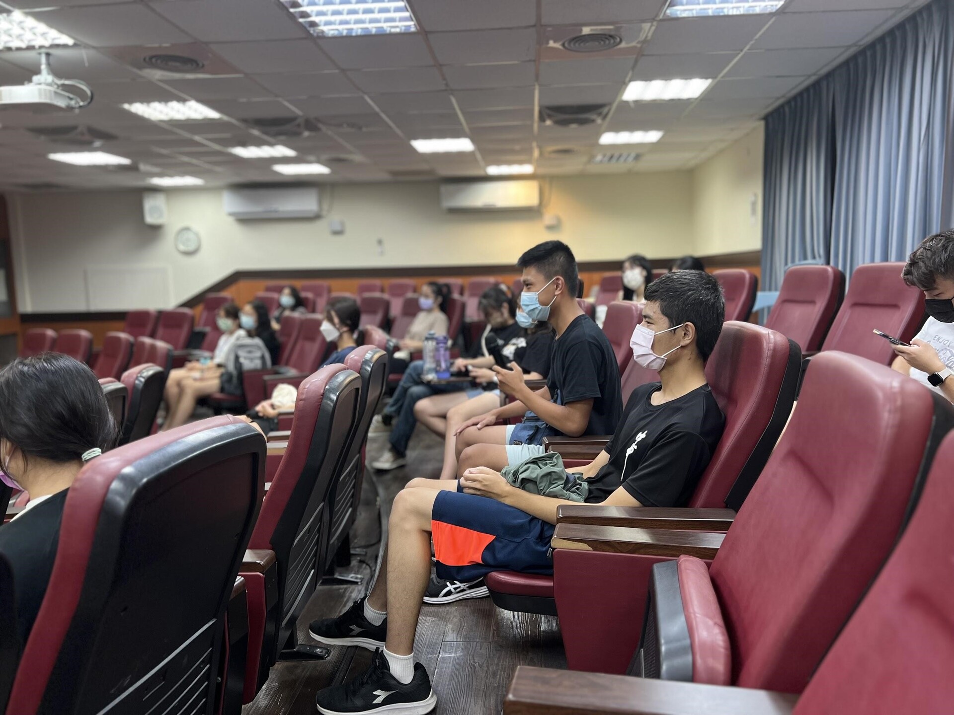 Participants listening to the briefing attentivelyImage