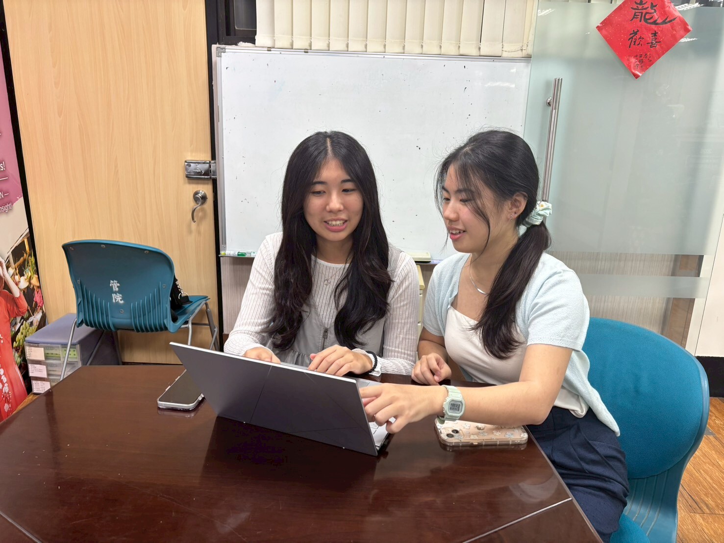 The interns discussed the progress of project management implementation.Image