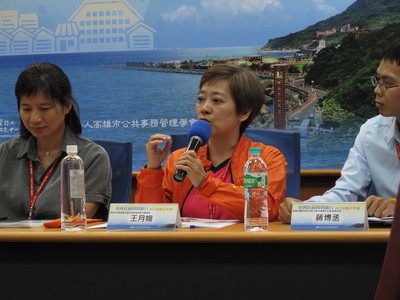 高雄市前鎮區路中廟社區發展協會前總幹事王月娥分享從社區需求看見時間銀行的各種發展可能圖片