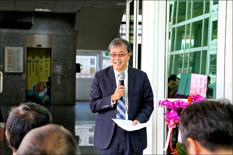中山大學校長鄭英耀表示,台灣產業布局全球,需要國際化專業人才,中山大學積極回應政府政策,全面具體推展全英語教學計畫(資料照,中山大學提供)