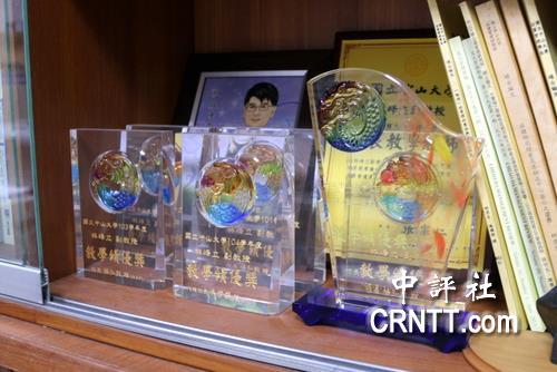 中山大學企管系副教授林峰立教學成績卓越。（中評社 高易伸攝 ）圖片