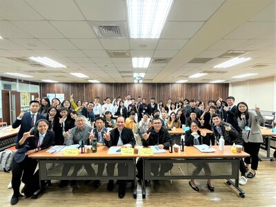 Group photo of finalist teams and judgesImage