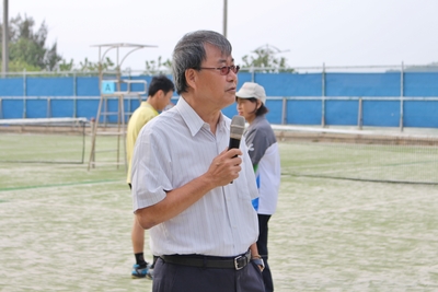 107菜鳥盃網球賽 管院吳基逞、王志瑋和王昭文老師抱獎而歸！圖片