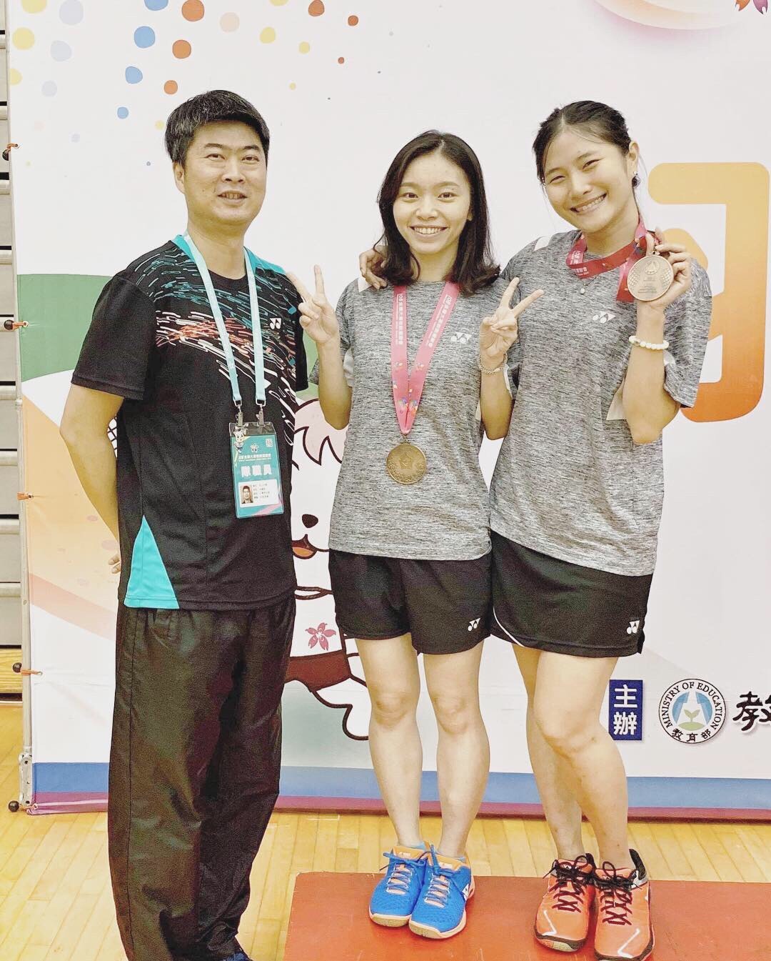 翁子凌(右)獲2019全國全國大專校院運動會羽球女雙第三名