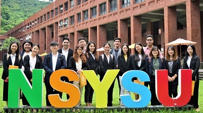 The students from Chiang Mai University visited the campus.