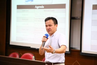 管院國際事務中心徐士傑主任今年加入授課教師行列