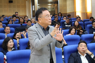 中山EMBA執行長林東清提問